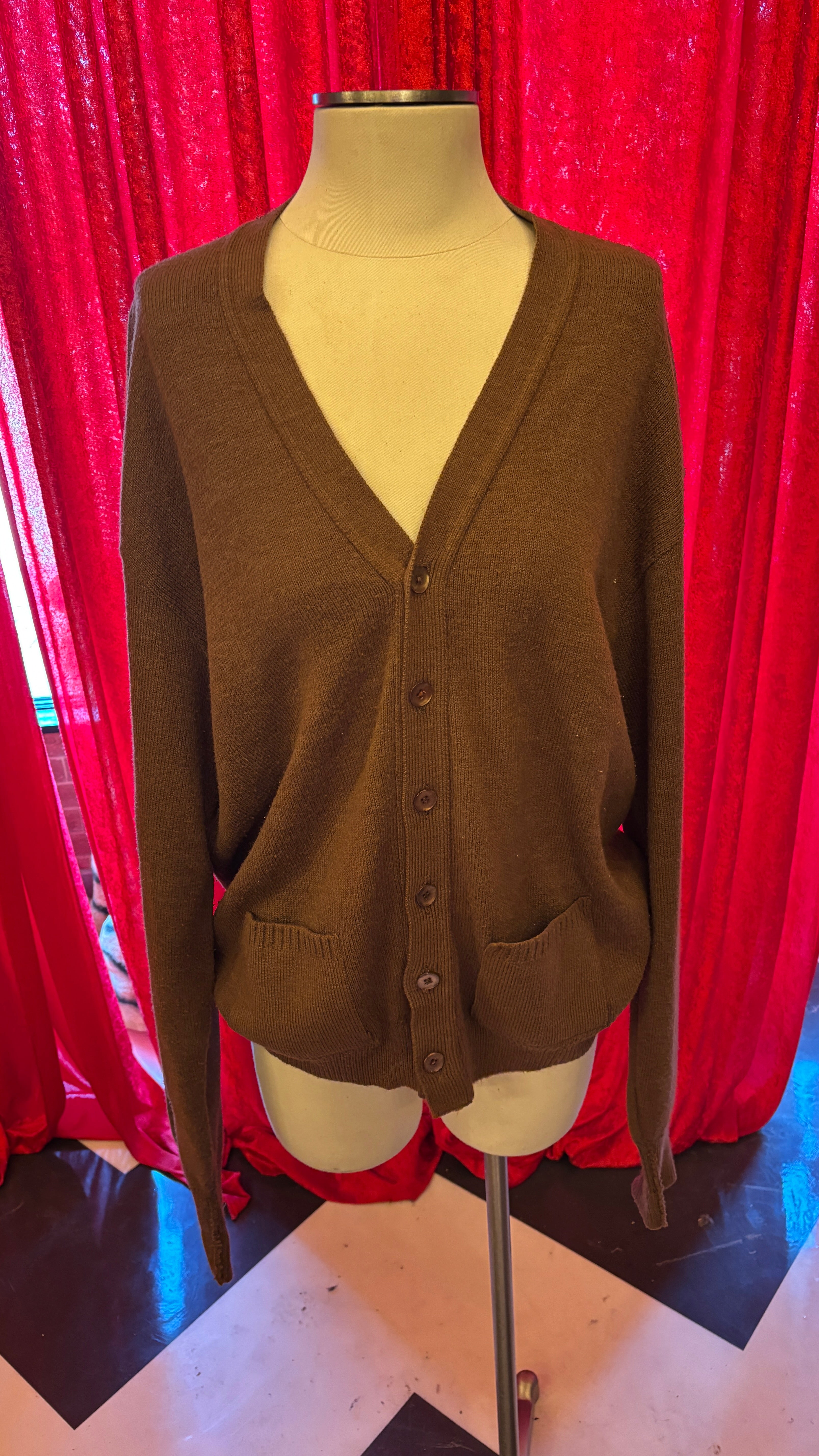 Brown V-Neck Cardigan 50/60's Vintage
